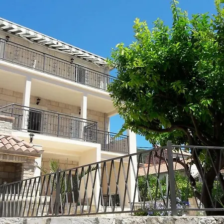 Apartamento Seaview Emerald Suites