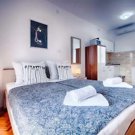 Seaview Emerald Suites