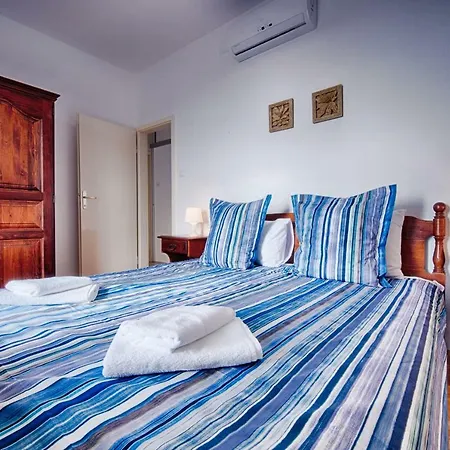 Seaview Emerald Suites * Komiža