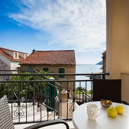 Seaview Emerald Suites